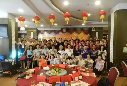 200名癌症患者自编自演中秋联谊